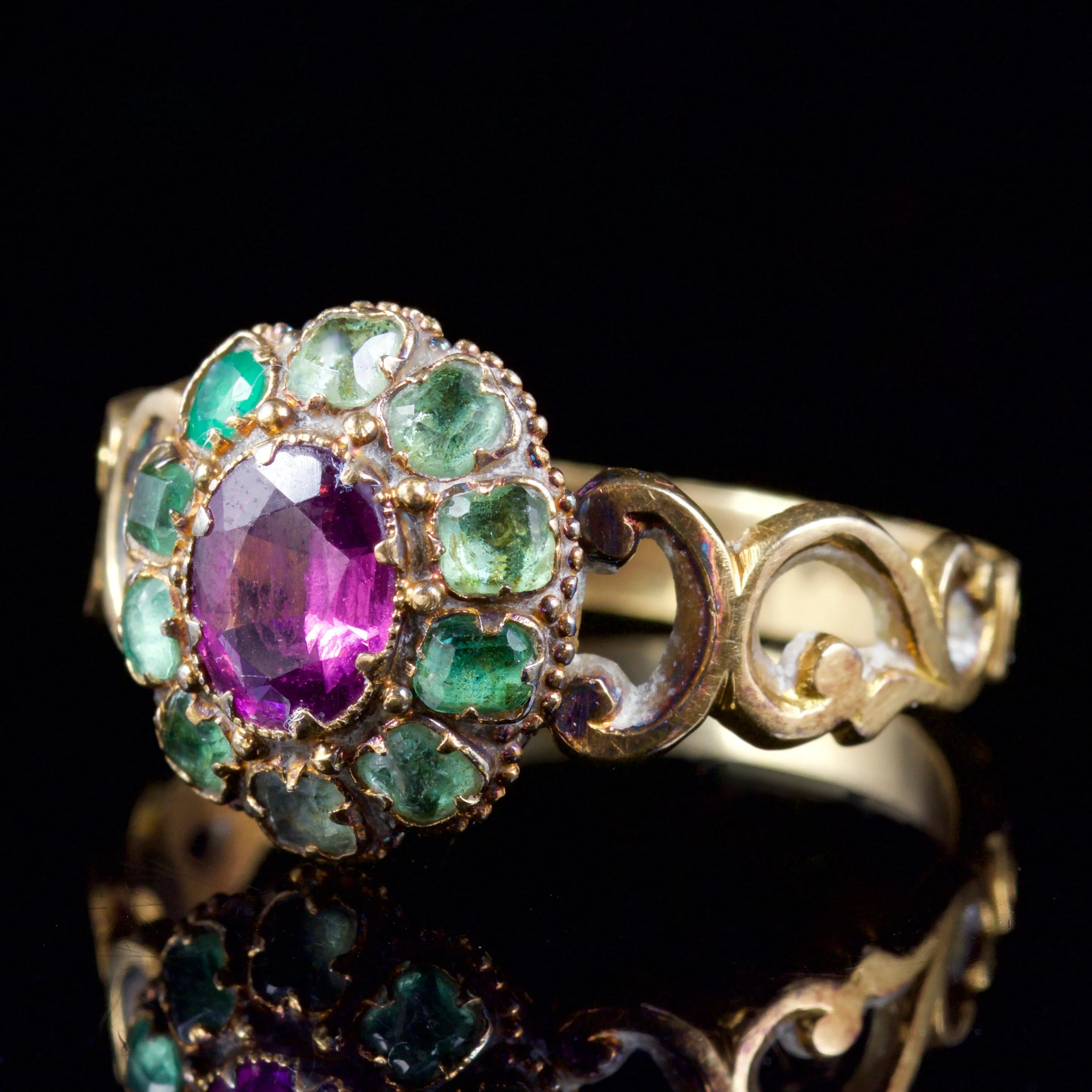 Antique Georgian Emerald Almandine Garnet Ring 18Ct Circa 1800