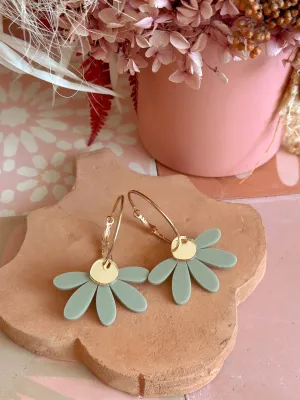 Jumbo Daisy Hoop Earrings | Sage   Gold