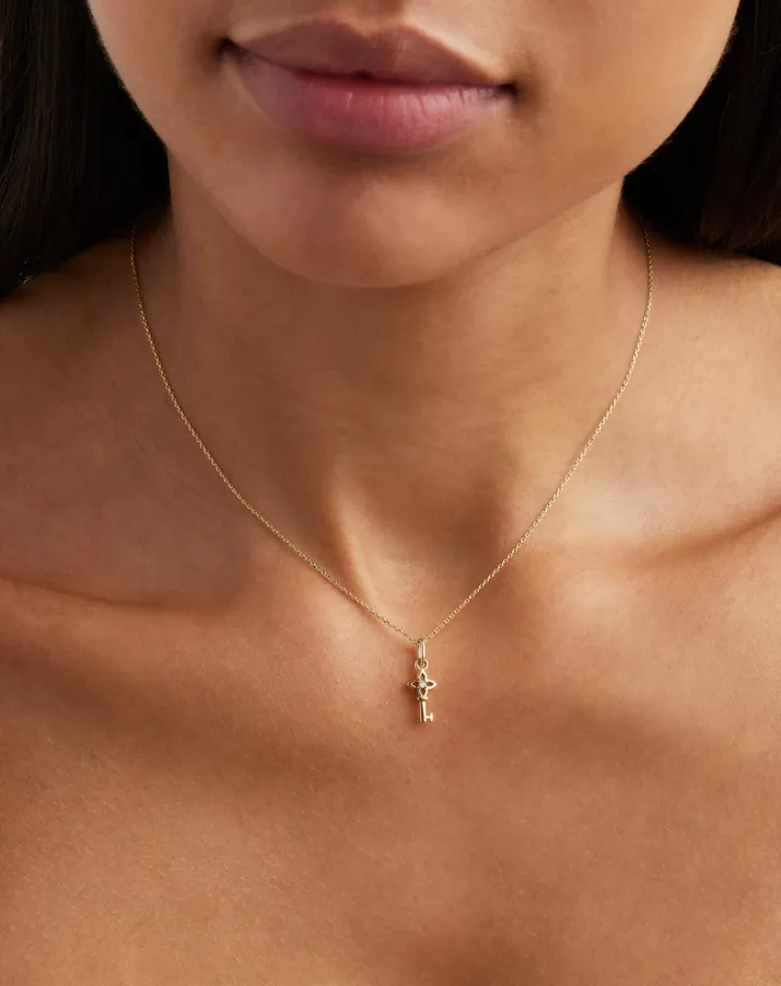 Key To My Heart Pendant Gold