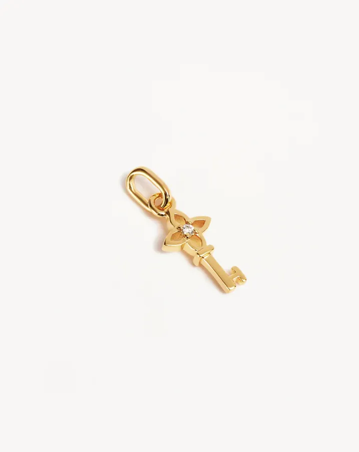 Key To My Heart Pendant Gold
