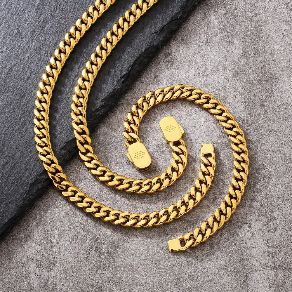 Push Button Clasp | 8mm Miami Cuban Link Chain and Bracelet Set in 18K Gold KRKC